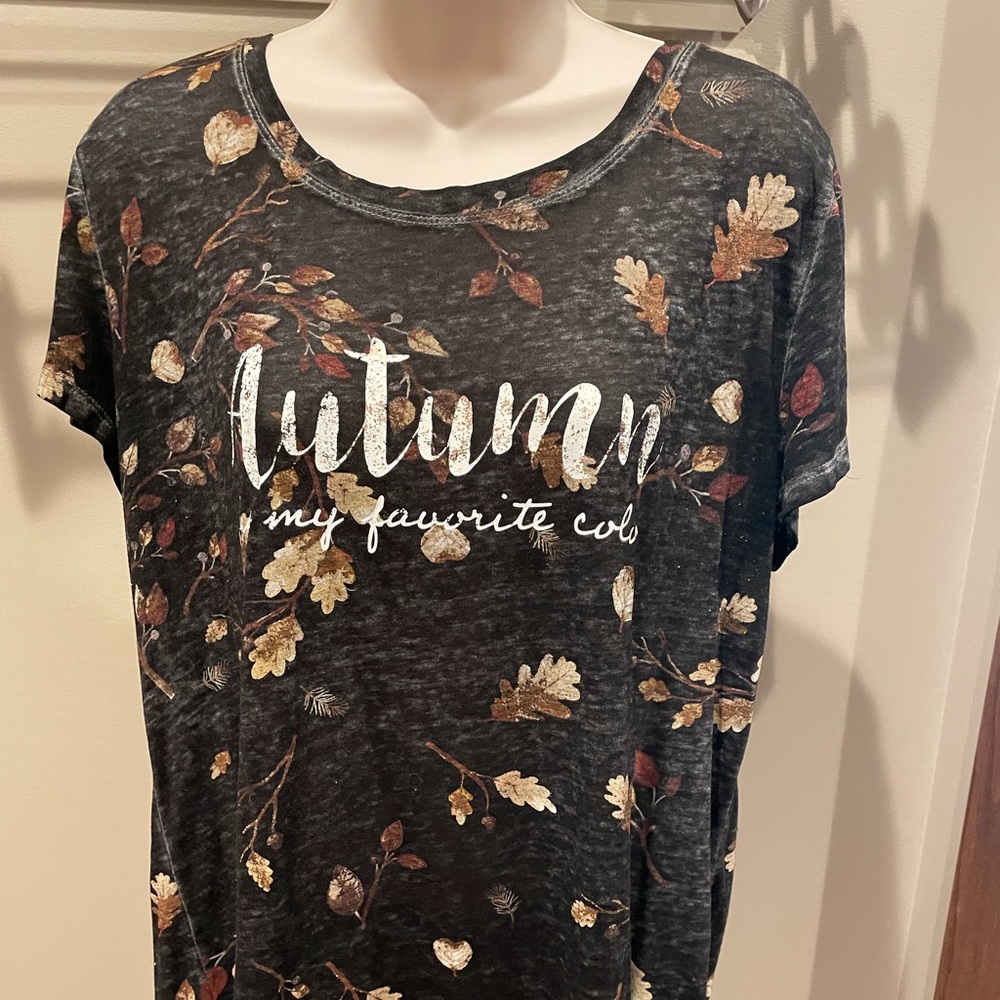 Maurices Graphic Autumn Tee